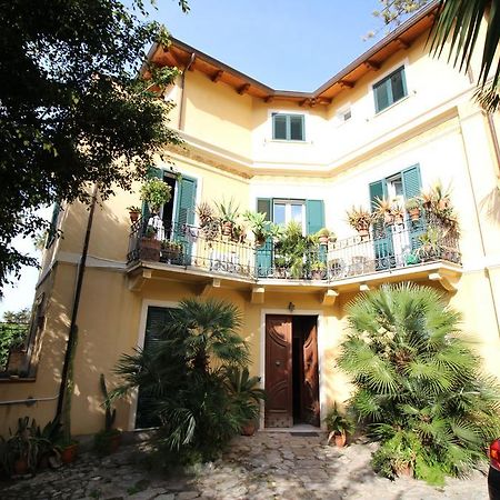 Sara Accommodation โตรเปอา ภายนอก รูปภาพ