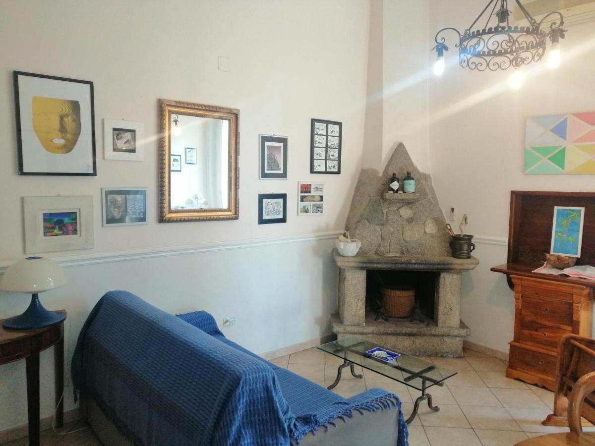 Sara Accommodation โตรเปอา ภายนอก รูปภาพ